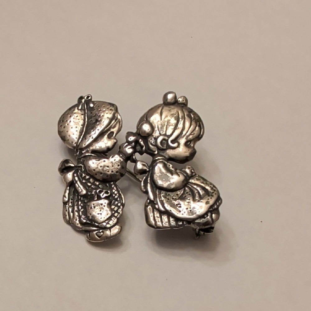 Vintage Sterling Silver Children Design Brooch